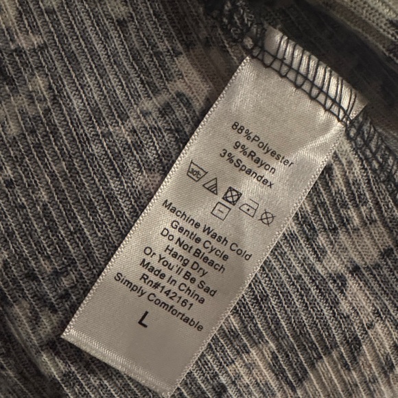 LuLaRoe Black Floral Cozy Duster Sweater - Picture 5 of 5